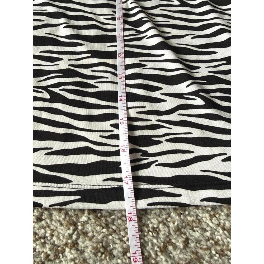 Fashion Bug Women's Zebra Black White Y2K Tank Top Size 2X - Picture 5 of 5